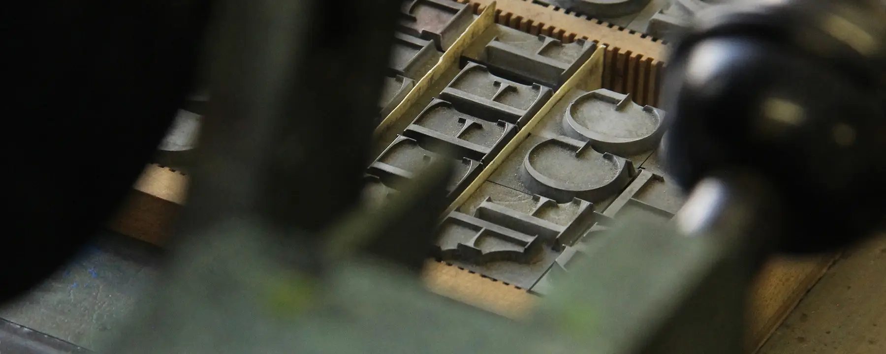 Challenge MP15 printing press with type